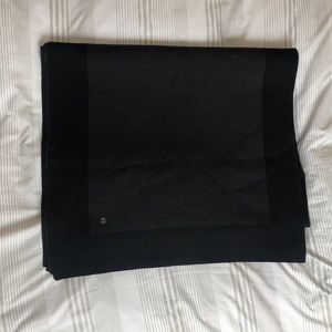 Lululemon Bundle Up Wrap
